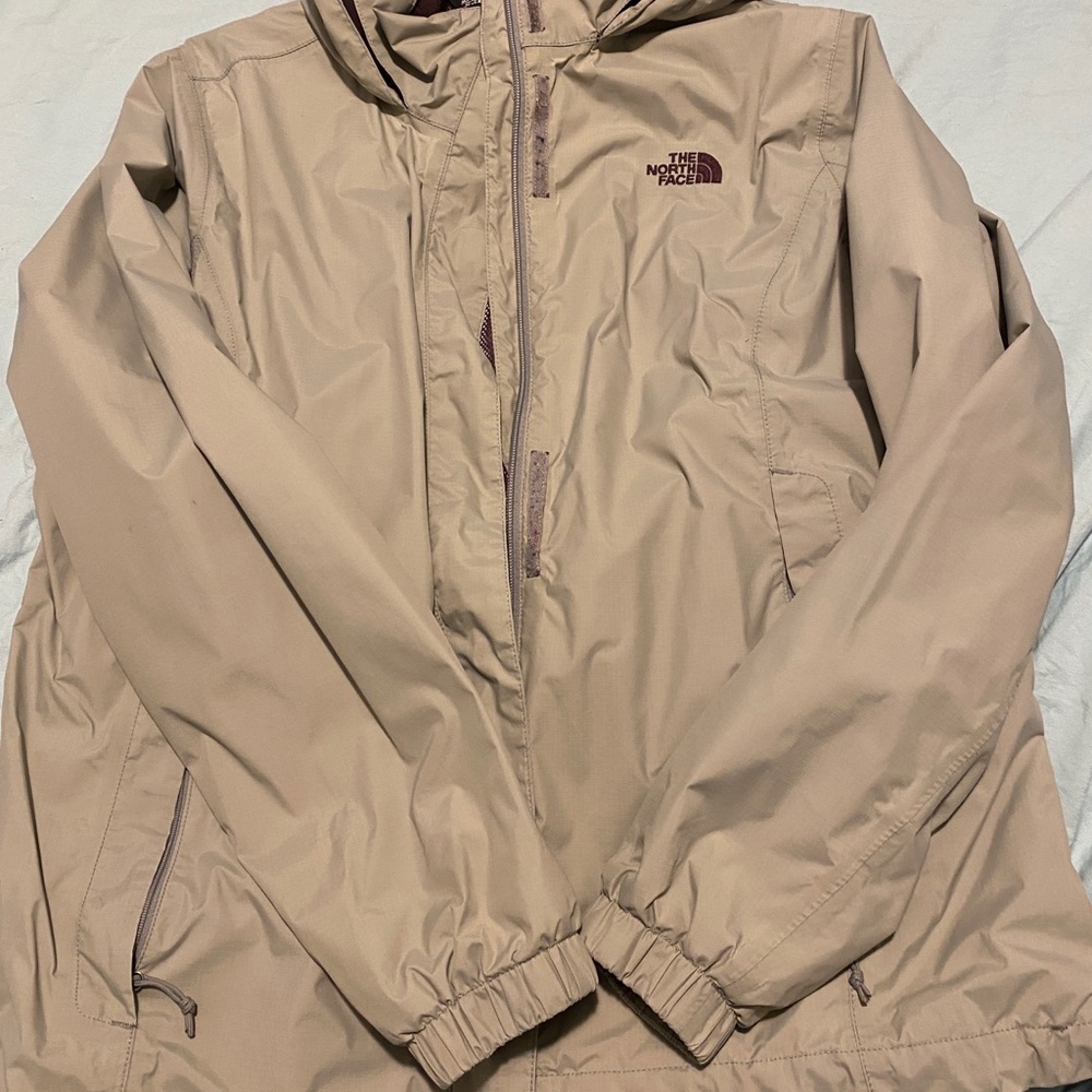 Women’s windbreaker